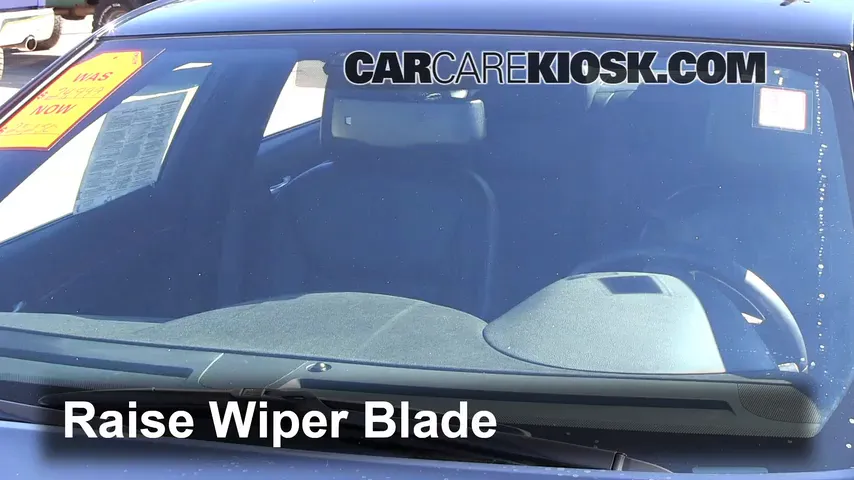 2012 Chrysler 300 Limited 3.6L V6 Windshield Wiper Blade (Front)